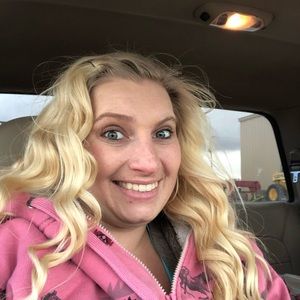 Meet your Posher, Erika